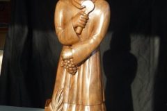 (128) Saint Vincent, noyer, 61 cm